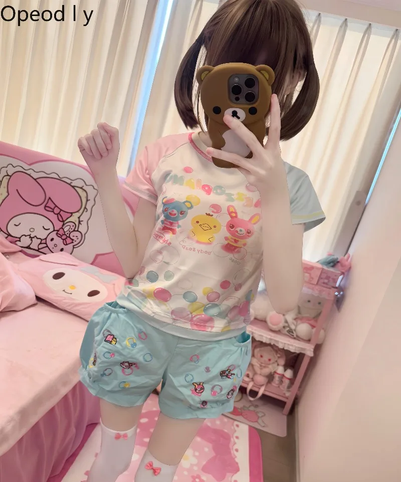 Yuan Qi playful cute girl cartoon printed Lolita set Japanese doll feeling crew neck short sleeve + shorts two-piece set
Yuan Qi playful cute girl cartoon printed Lolita set Japanese doll feeling crew neck short sleeve + shorts two-piece set
