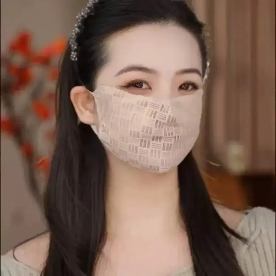 4pcs Summer Face Mask With Rhinestones Sparkling Sunproof Dustproof 3D Washable
4pcs Summer Face Mask With Rhinestones Sparkling Sunproof Dustproof 3D Washable