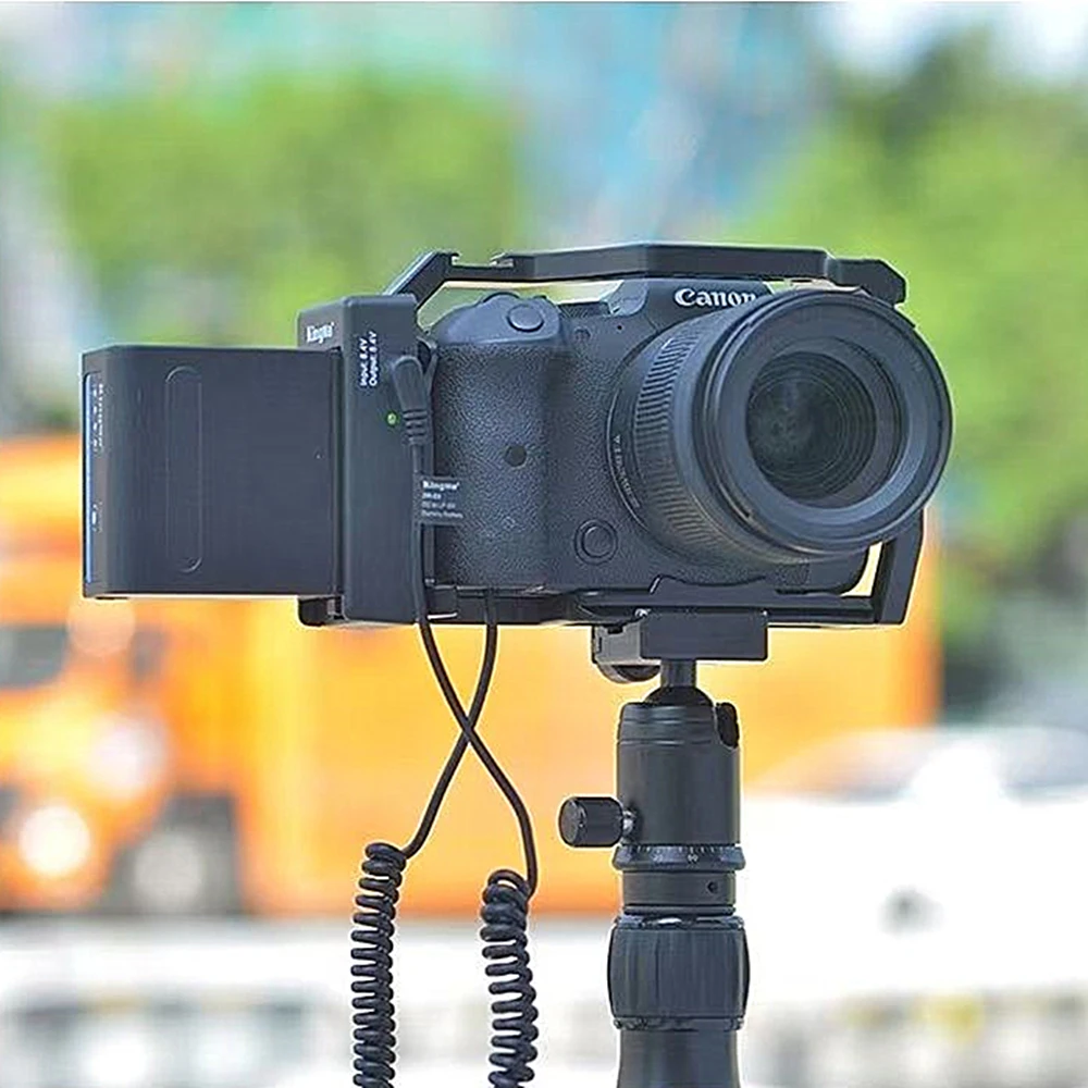 Клетка-крепление для камер Canon EOS R5, R5C, R6 II, R6 Mark III с отверстиями для холодного башмака и резьбой 1/4'' и 3/8'' для крепления фотоаксессуаров
Клетка-крепление для камер Canon EOS R5, R5C, R6 II, R6 Mark III с отверстиями для холодного башмака и резьбой 1/4'' и 3/8'' для крепления фотоаксессуаров