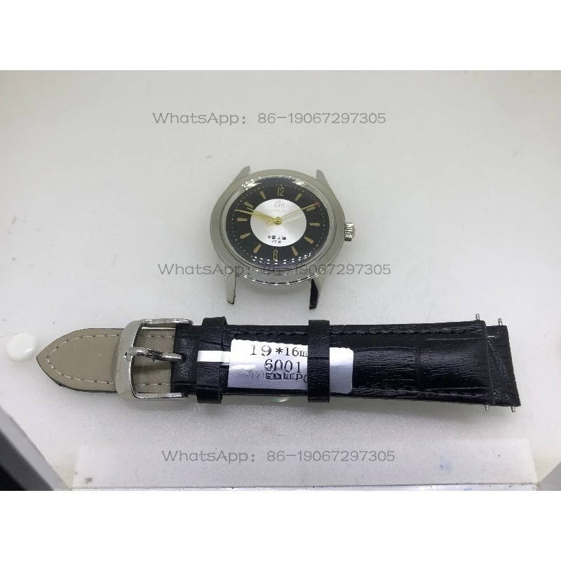 Old Shanghai 581 Watch 1523-1123 Retro Nostalgic 50-60's Renovation and Maintenance 36mm Black Disc
Old Shanghai 581 Watch 1523-1123 Retro Nostalgic 50-60's Renovation and Maintenance 36mm Black Disc