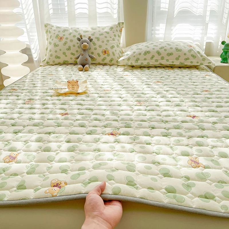 Pure Cotton Soft Mattress Home Use Bedroom Tatami Bed Cover Student Dormitory Single Bed Protector Pad Modern Simple Design
Pure Cotton Soft Mattress Home Use Bedroom Tatami Bed Cover Student Dormitory Single Bed Protector Pad Modern Simple Design