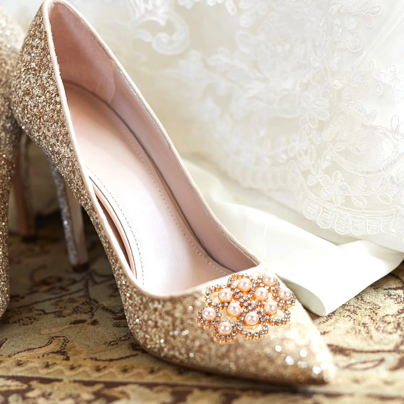 Rhinestone Shoe Clips Crystal Decorations for Pumps Flats Wedding Accessories Jewelry Charmheel Decor Elegant Style
Rhinestone Shoe Clips Crystal Decorations for Pumps Flats Wedding Accessories Jewelry Charmheel Decor Elegant Style
