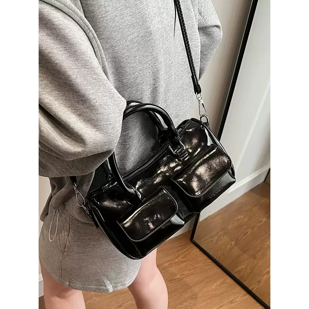 Women's Hnadbags Korean Style Fashion Ins Glossy PU Zipper Crossbody Bag Female Versatile Working Commuter Single Shoulder Bags
Women's Hnadbags Korean Style Fashion Ins Glossy PU Zipper Crossbody Bag Female Versatile Working Commuter Single Shoulder Bags