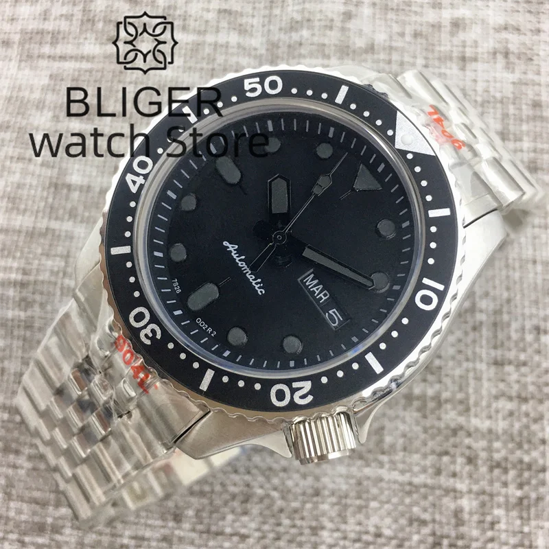BLIGER 41mm NH36 Diver Watch Automatic Wristwatch Black Calendar Date Black Markers Waterproof Clock Steel Bracelet
BLIGER 41mm NH36 Diver Watch Automatic Wristwatch Black Calendar Date Black Markers Waterproof Clock Steel Bracelet