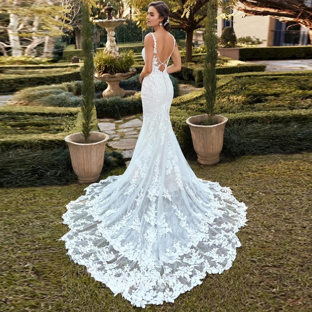 Mermaid Backless Sleeveless Sheath Wedding Dresses V-Neck For Women Appliques Lace Spaghetti Strap Custom Made Color/Size 
Mermaid Backless Sleeveless Sheath Wedding Dresses V-Neck For Women Appliques Lace Spaghetti Strap Custom Made Color/Size