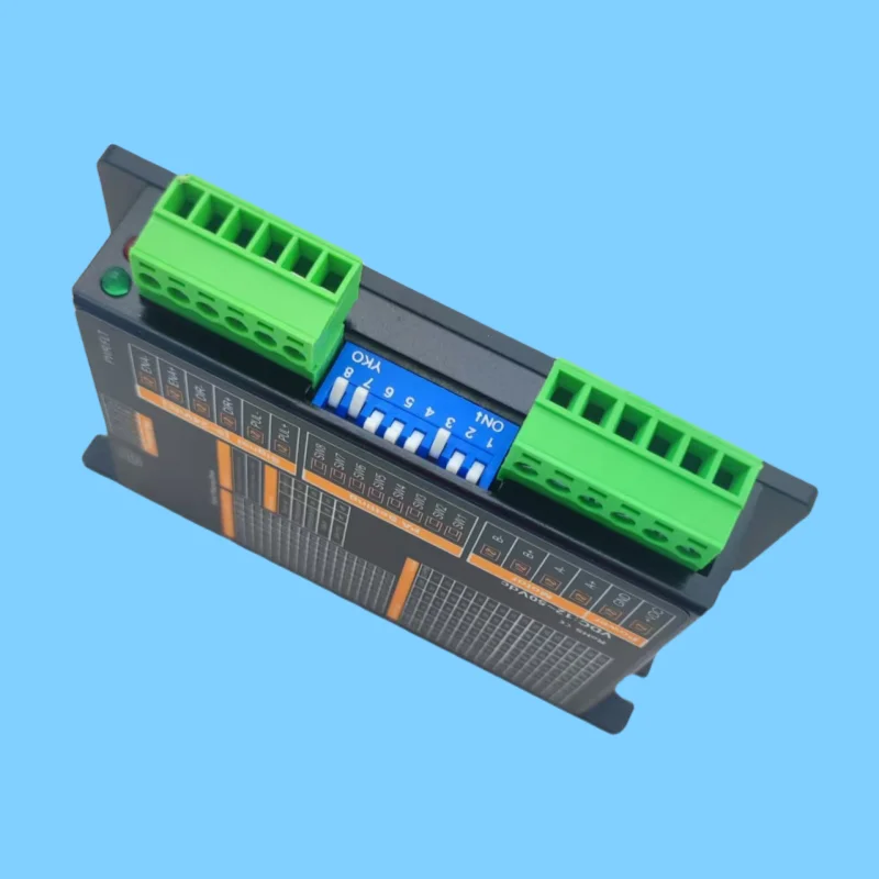 JUNQI 2Phase Digital Stepping Dive With RS232 12V~50VDC, 0.1A~3A Current can drive 20mm,28mm,42mm 4/6/8 Lead wires stepper motor
JUNQI 2Phase Digital Stepping Dive With RS232 12V~50VDC, 0.1A~3A Current can drive 20mm,28mm,42mm 4/6/8 Lead wires stepper motor