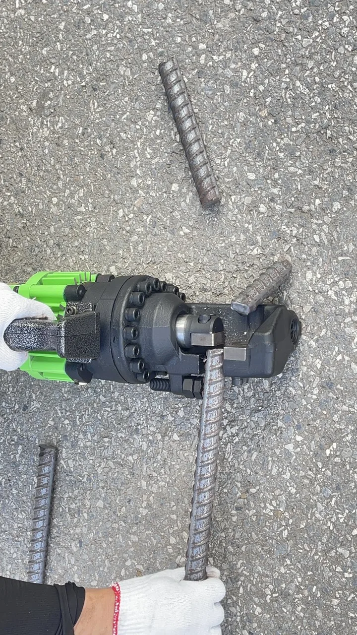Hydraulic Rebar Cutting Machine Steel Bar Bender Handy Iron Cutting Tools Building Construction Electric Rebar Cutter
Hydraulic Rebar Cutting Machine Steel Bar Bender Handy Iron Cutting Tools Building Construction Electric Rebar Cutter