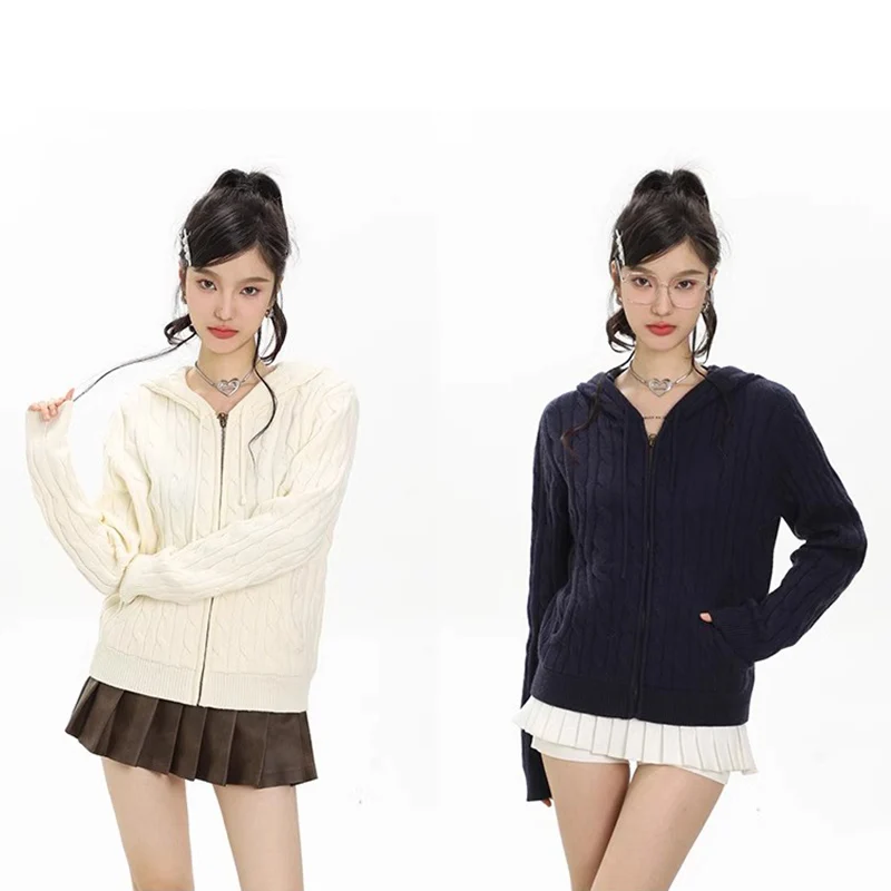 Retro Hooded Sweaters Women's Solid Color Knitted Sweater Loose Casual Cardigan Coat Female Y2k Autumn Winter New
Retro Hooded Sweaters Women's Solid Color Knitted Sweater Loose Casual Cardigan Coat Female Y2k Autumn Winter New