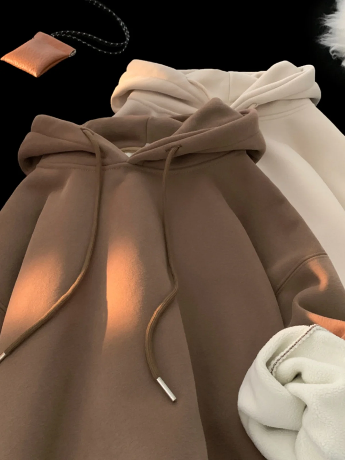 Американское ретро-худи с капюшоном для мужчин, утепленное флисом, зимняя одежда, верхняя одежда для подростков и взрослых
Американское ретро-худи с капюшоном для мужчин, утепленное флисом, зимняя одежда, верхняя одежда для подростков и взрослых