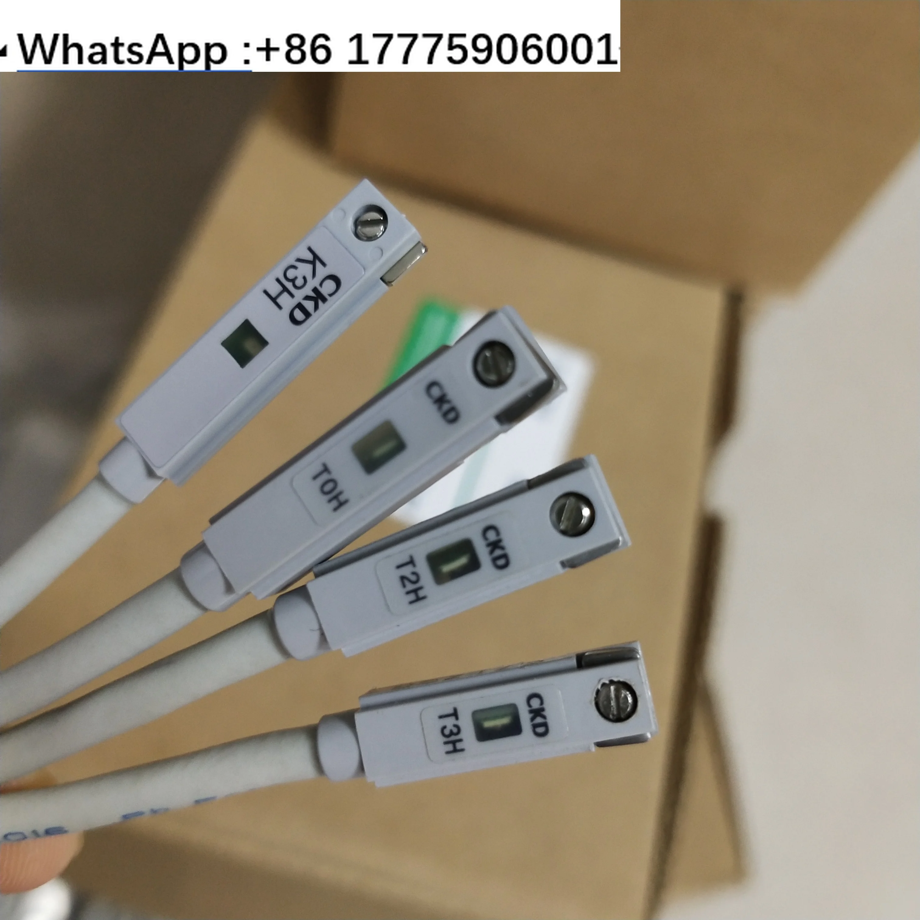 CKD genuine magnetic switch SW-T0H SW-T0H3 SW-T0H5
CKD genuine magnetic switch SW-T0H SW-T0H3 SW-T0H5