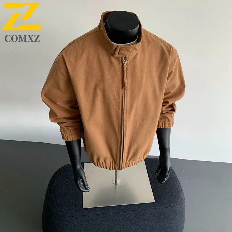 COMXZ 2025 Autumn Men Washed Jacket Casual Wear Trendy Loose Fit Versatile Stand Collar outdoor sports waterproof windproof Coat
COMXZ 2025 Autumn Men Washed Jacket Casual Wear Trendy Loose Fit Versatile Stand Collar outdoor sports waterproof windproof Coat