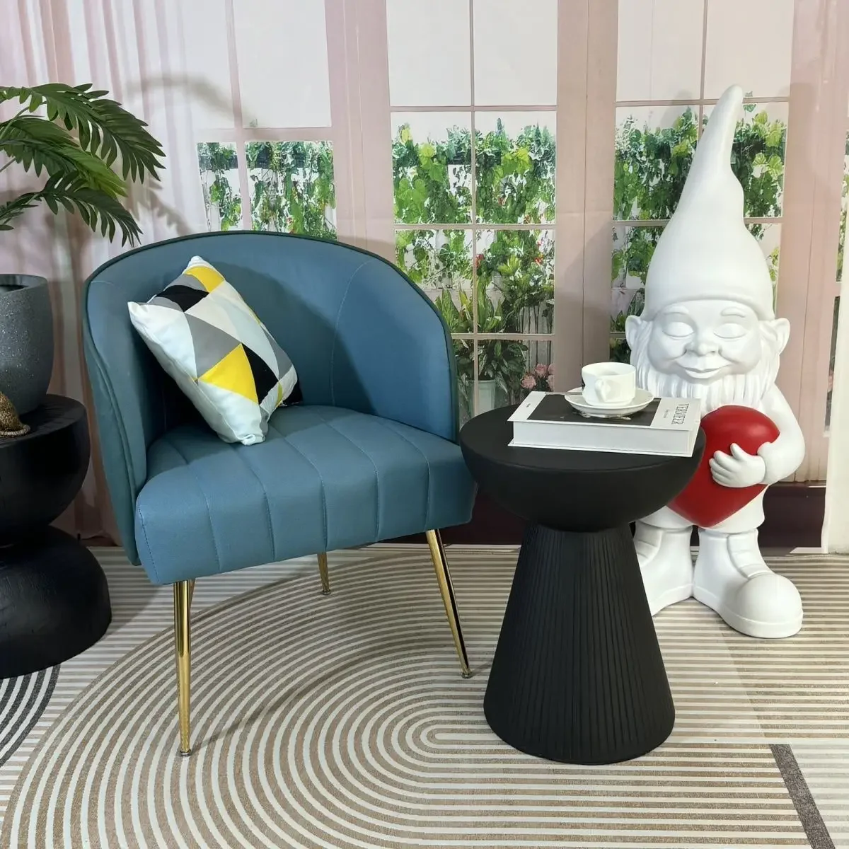 Living room coffee table modern simple light luxury creative coffee table home bedroom side tables Home Furniture magnesium clay
Living room coffee table modern simple light luxury creative coffee table home bedroom side tables Home Furniture magnesium clay