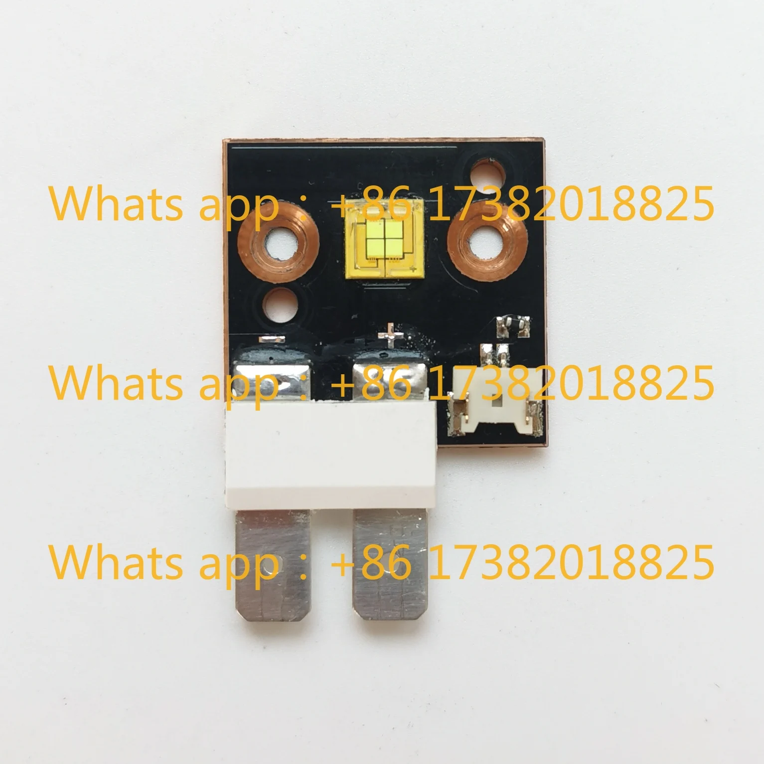 Stage Lighting Private Room Light LED30w60w 80w100w200w Small Moving Head Light Beads
Stage Lighting Private Room Light LED30w60w 80w100w200w Small Moving Head Light Beads