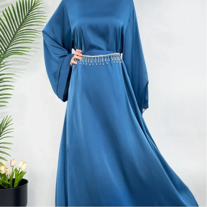 Rhinestone Belt Women's Satin Dress Elegant and Noble Middle Eastern Malay RobeAbayaplus Size
Rhinestone Belt Women's Satin Dress Elegant and Noble Middle Eastern Malay RobeAbayaplus Size