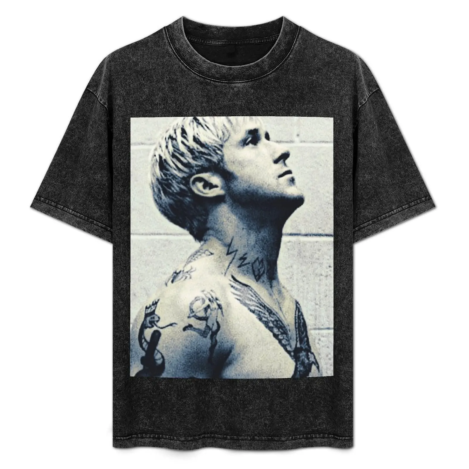 BW Luke Glanton Deleted scene T-Shirt Moisture Wicking Athletic T-Shirt
BW Luke Glanton Deleted scene T-Shirt Moisture Wicking Athletic T-Shirt