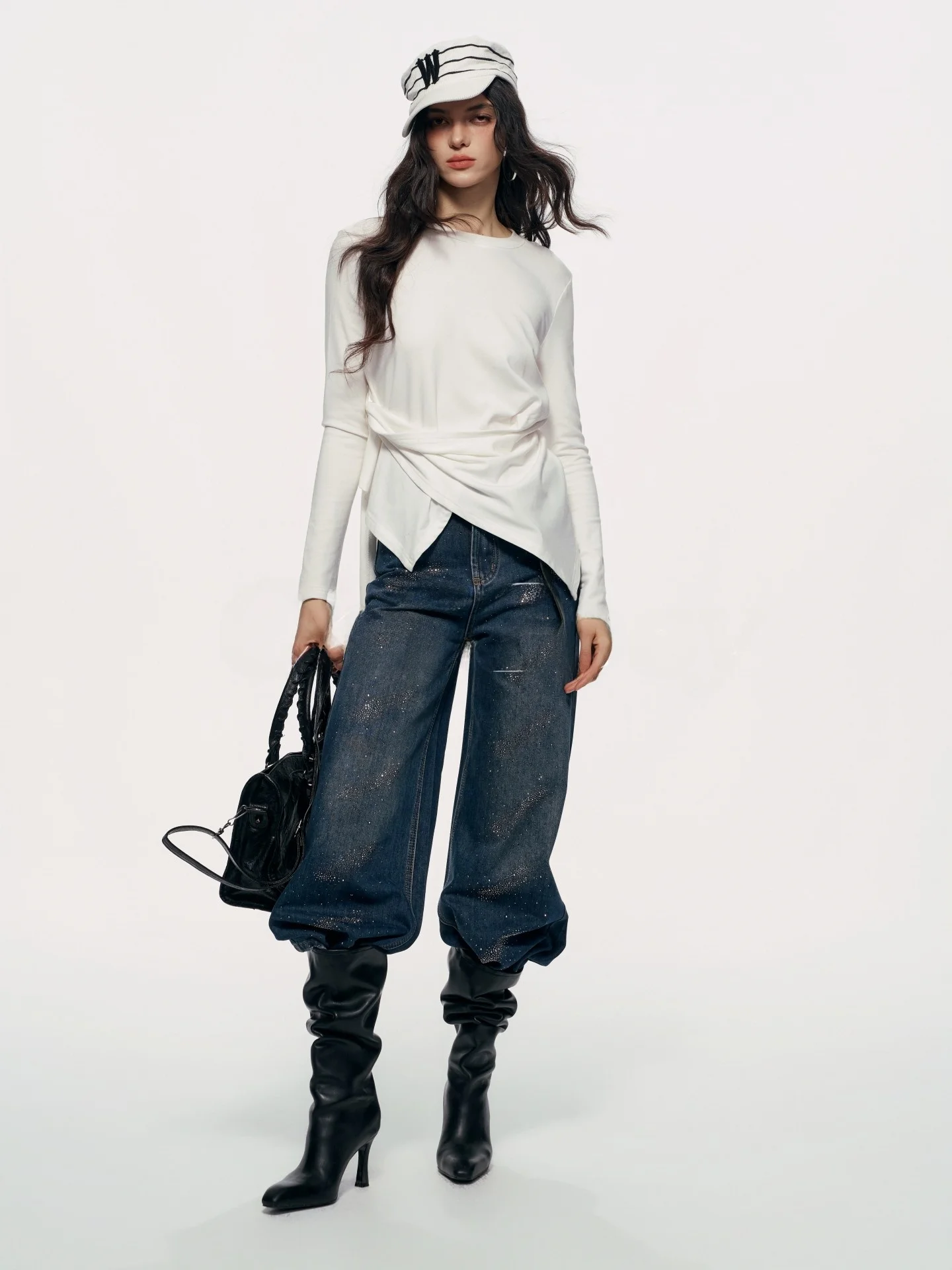 Spring New Arrival CHILL ZOEY Glitter Denim Pants Loose Straight Leg Wide Leg Casual Long Trousers Ladies Vintage Cotton Jeans
Spring New Arrival CHILL ZOEY Glitter Denim Pants Loose Straight Leg Wide Leg Casual Long Trousers Ladies Vintage Cotton Jeans
