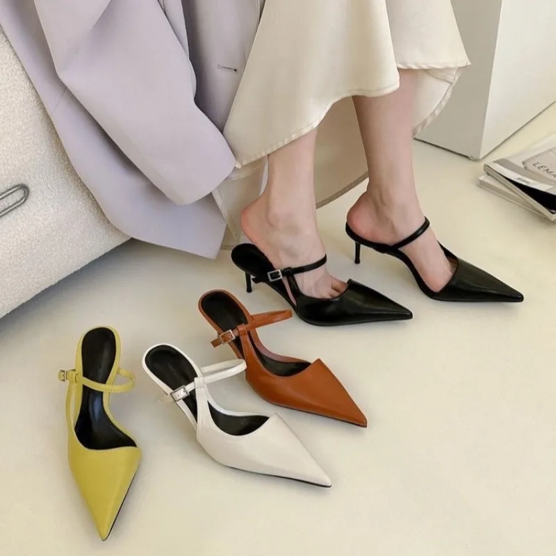 Elegant Women Pointed Low Heel Slingback Mules Summer Solid Color Casual Slip On Sandals 2026
Elegant Women Pointed Low Heel Slingback Mules Summer Solid Color Casual Slip On Sandals 2026