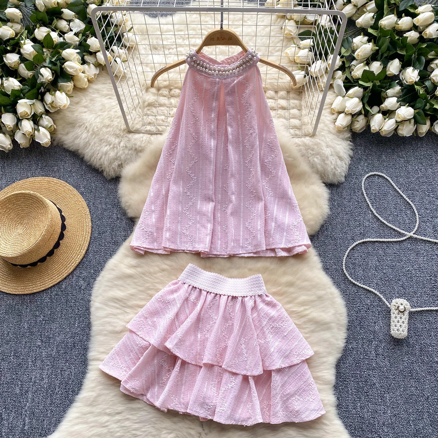 Chic Pleated O-Neck Embroidered Flares Casual Vacation A-line Beach Vestidos dress Summer Women dresses Two Piece Set
Chic Pleated O-Neck Embroidered Flares Casual Vacation A-line Beach Vestidos dress Summer Women dresses Two Piece Set