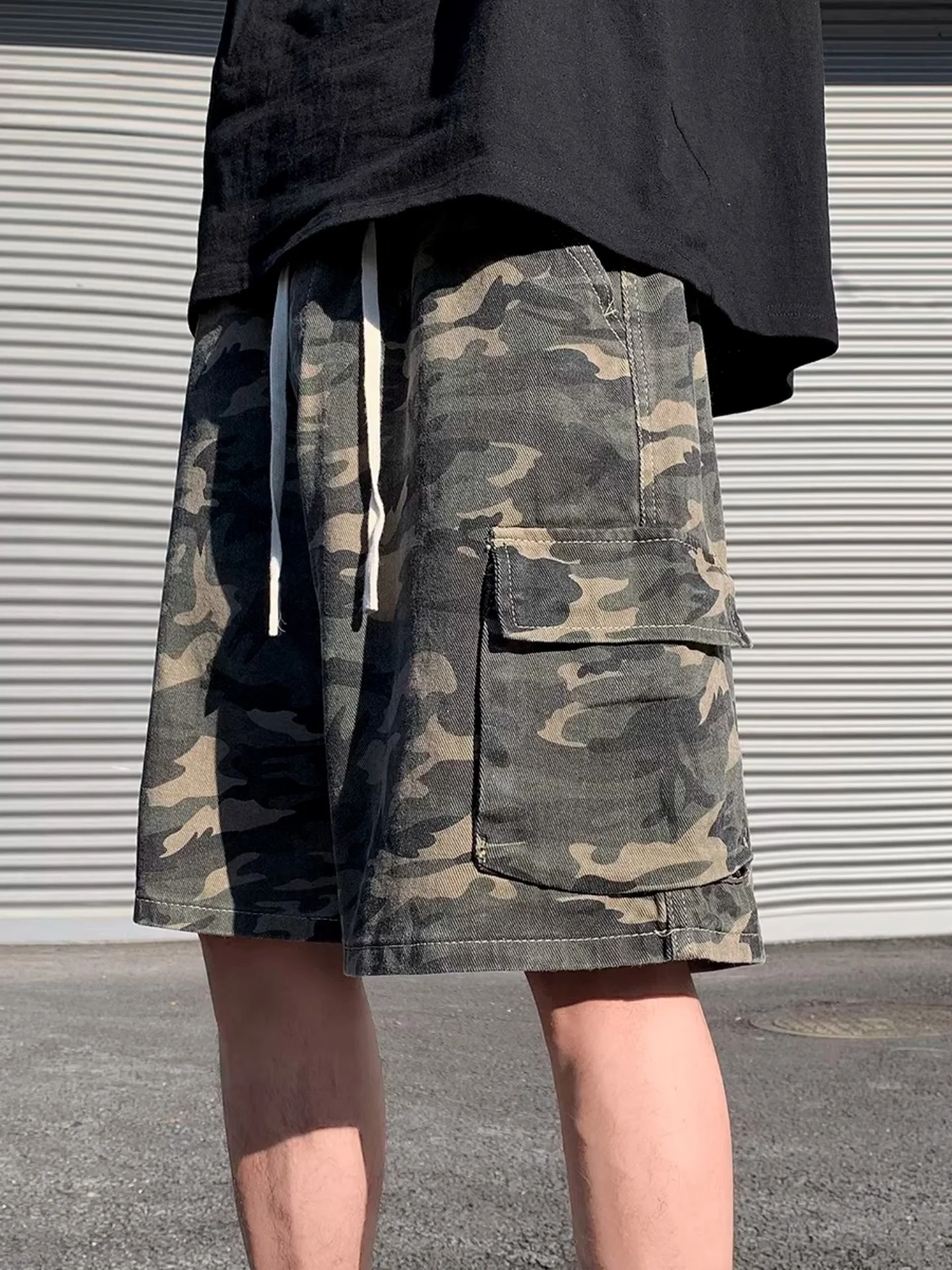American Retro Camouflage Shorts Men's High Street Multi-Pocket Trendy Brand Drawstring Loose CleanFit Workwear Five-Quarter ...
American Retro Camouflage Shorts Men's High Street Multi-Pocket Trendy Brand Drawstring Loose CleanFit Workwear Five-Quarter ...