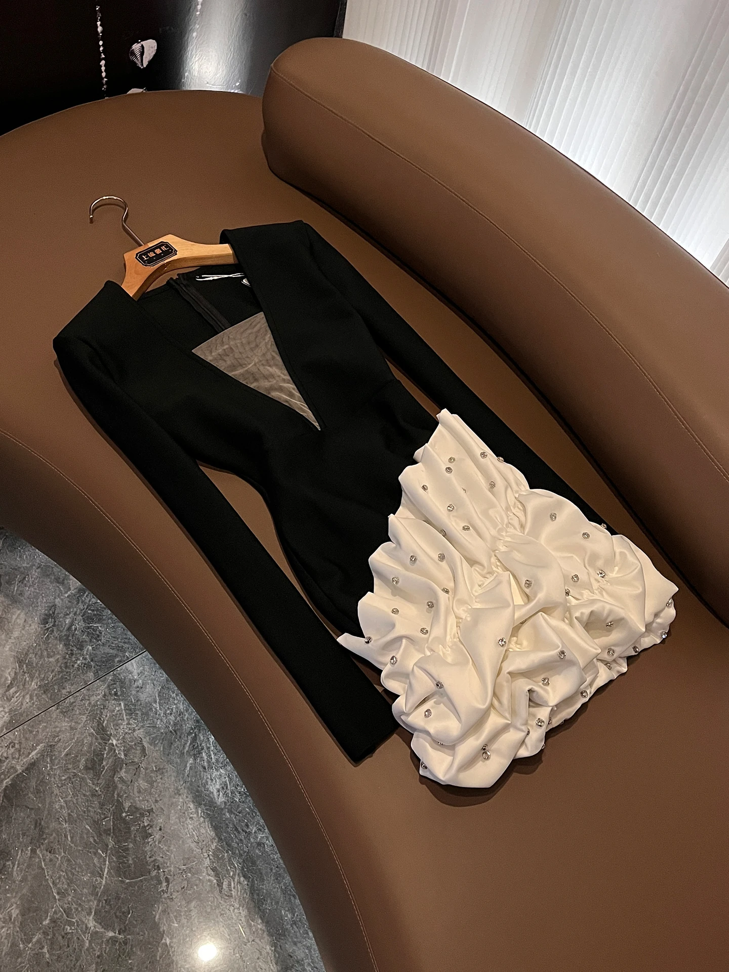 Black Asymmetric Splice Slimming Women's Dress High Waist Bodycon Long Sleeve Sexy Style OK546 for City Walk Summer 2026
Black Asymmetric Splice Slimming Women's Dress High Waist Bodycon Long Sleeve Sexy Style OK546 for City Walk Summer 2026