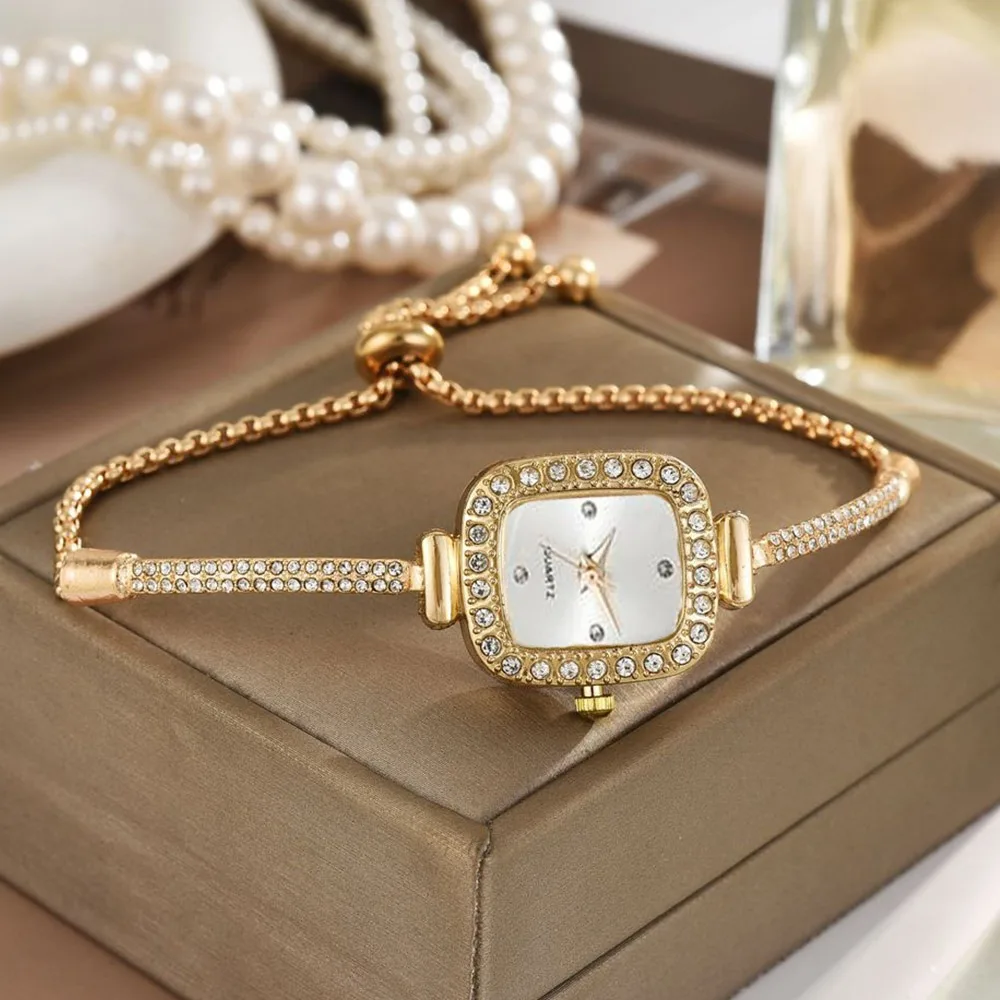 Creative Alloy Wristwatch Casual Multi-color Quartz Watch Student Adjustable Quartz Clock
Creative Alloy Wristwatch Casual Multi-color Quartz Watch Student Adjustable Quartz Clock