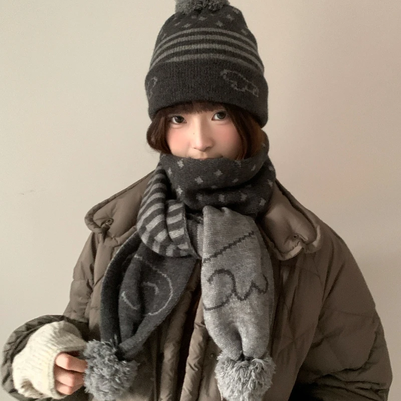 Korean Fashion Ins Style Polka Dot Vintage Scarf Hat Two-piece Set Ladies Y2K Angel Wings Warm Trend Sweet Japanese Girl Scarf
Korean Fashion Ins Style Polka Dot Vintage Scarf Hat Two-piece Set Ladies Y2K Angel Wings Warm Trend Sweet Japanese Girl Scarf