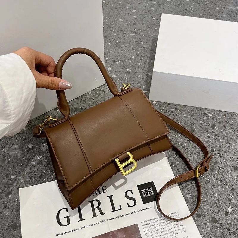 Trendy Hourglass Bag for Women, Structured Square Shoulder Bag, Elegant Top Handle Crossbody Purse, Versatile Daily Bag
Trendy Hourglass Bag for Women, Structured Square Shoulder Bag, Elegant Top Handle Crossbody Purse, Versatile Daily Bag