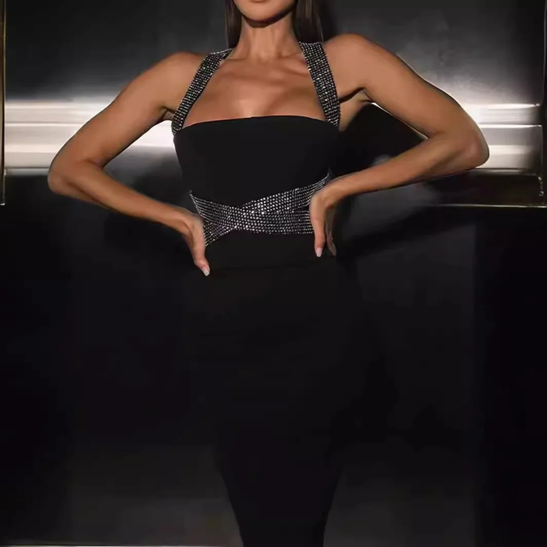 Summer New Style Sparkling Diamond Belt Tight Wrap Hip Fashionable Hot Party Bandage Dress
Summer New Style Sparkling Diamond Belt Tight Wrap Hip Fashionable Hot Party Bandage Dress
