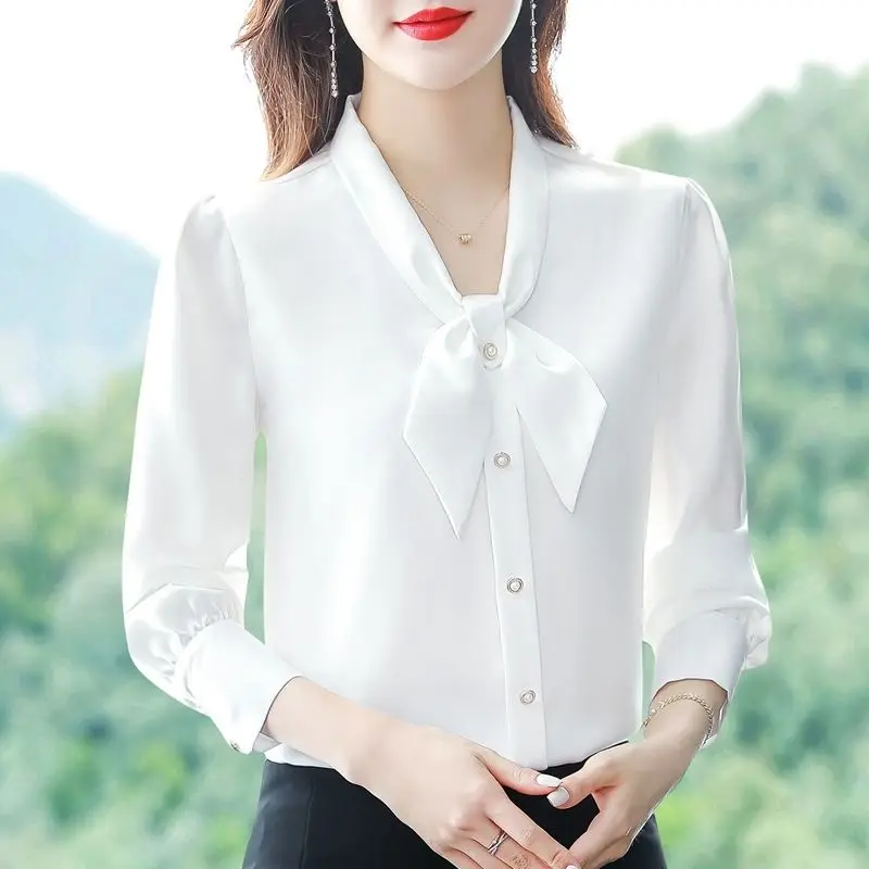 Женская блузка с длинным рукавом и бантом в французском стиле, элегантная универсальная рубашка для повседневной носки весна-осень
Женская блузка с длинным рукавом и бантом в французском стиле, элегантная универсальная рубашка для повседневной носки весна-осень 
