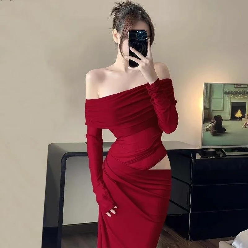 Elegant and Sophisticated Off-Shoulder Hollow Out Dress for Women, Spring Tight-Fitting Waist-Cinching Bodycon Dress, Formal Lon
Elegant and Sophisticated Off-Shoulder Hollow Out Dress for Women, Spring Tight-Fitting Waist-Cinching Bodycon Dress, Formal Lon