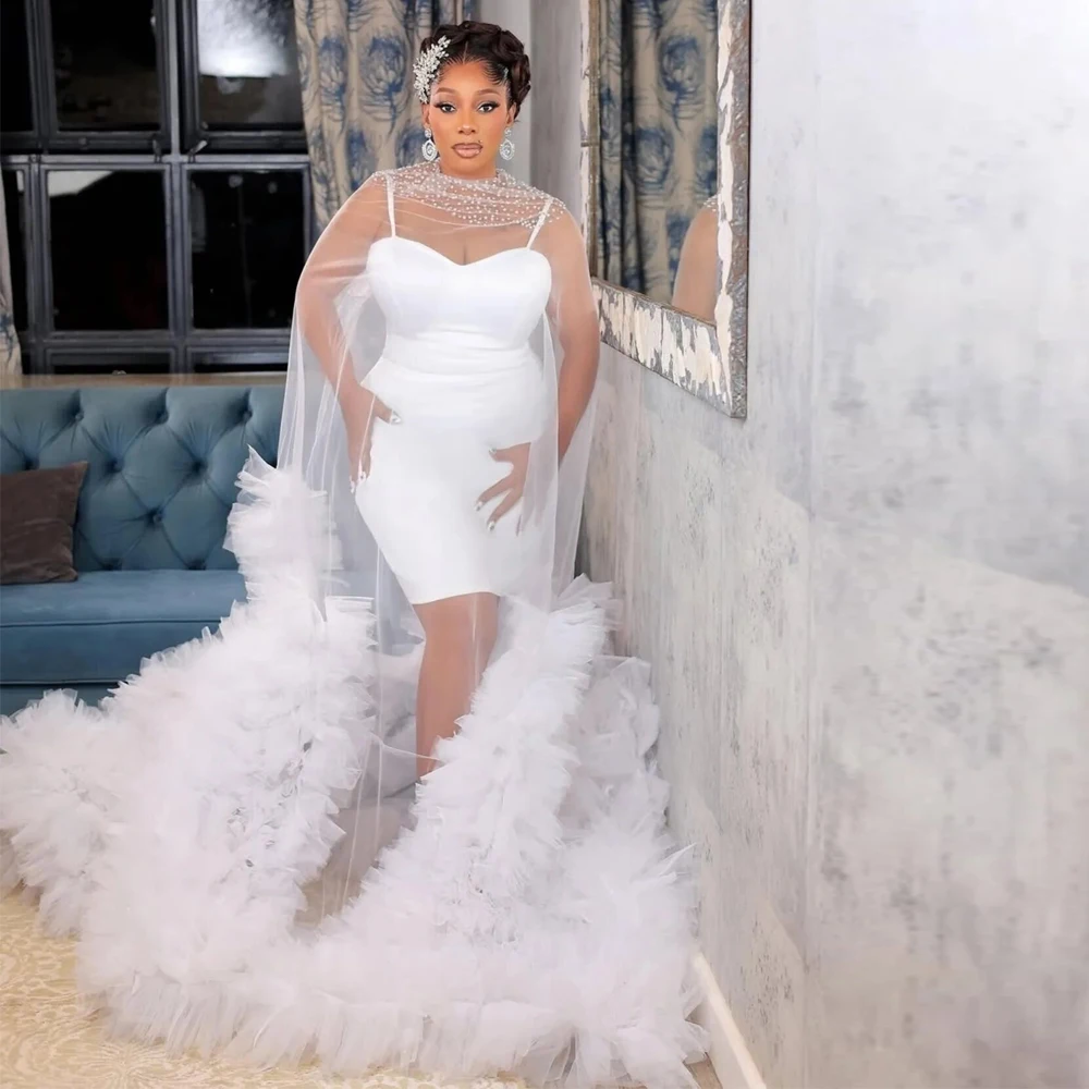 Индивидуальный свадебный комплект: мини-платье на бретельках с накидкой, короткое свадебное платье-футляр с жакетом, 2 предмета, свадебный халат с оборками
Индивидуальный свадебный комплект: мини-платье на бретельках с накидкой, короткое свадебное платье-футляр с жакетом, 2 предмета, свадебный халат с оборками