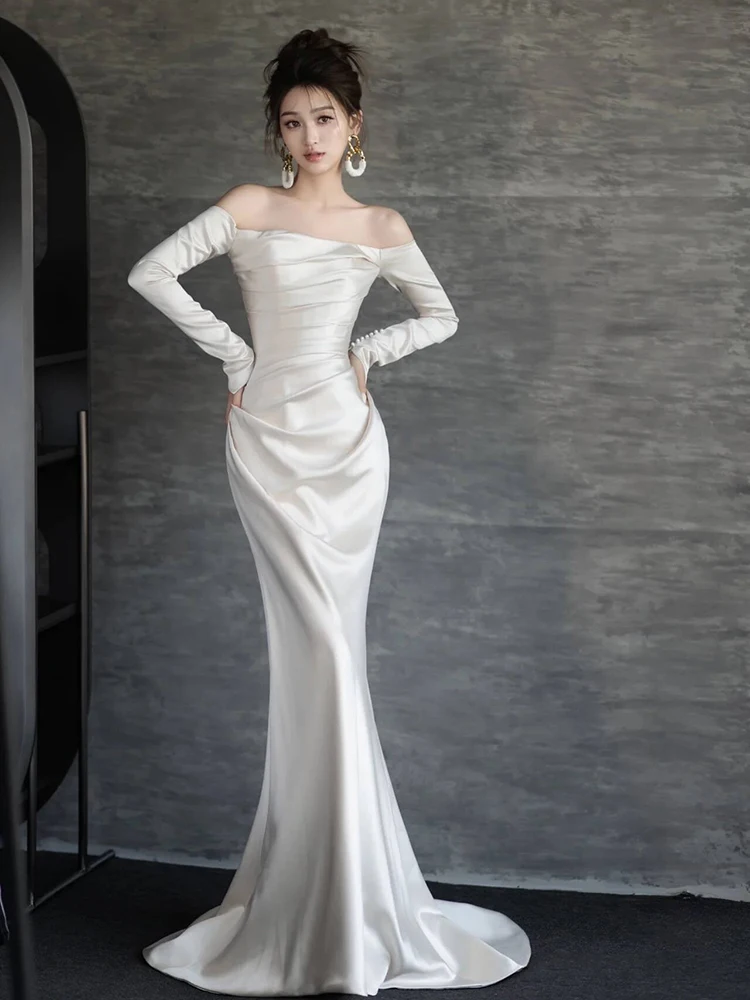 Элегантное белое атласное свадебное платье 2026 года, новое, на одно плечо, с хвостом-рыбкой, вечернее, с накидкой на плечи
Элегантное белое атласное свадебное платье 2026 года, новое, на одно плечо, с хвостом-рыбкой, вечернее, с накидкой на плечи