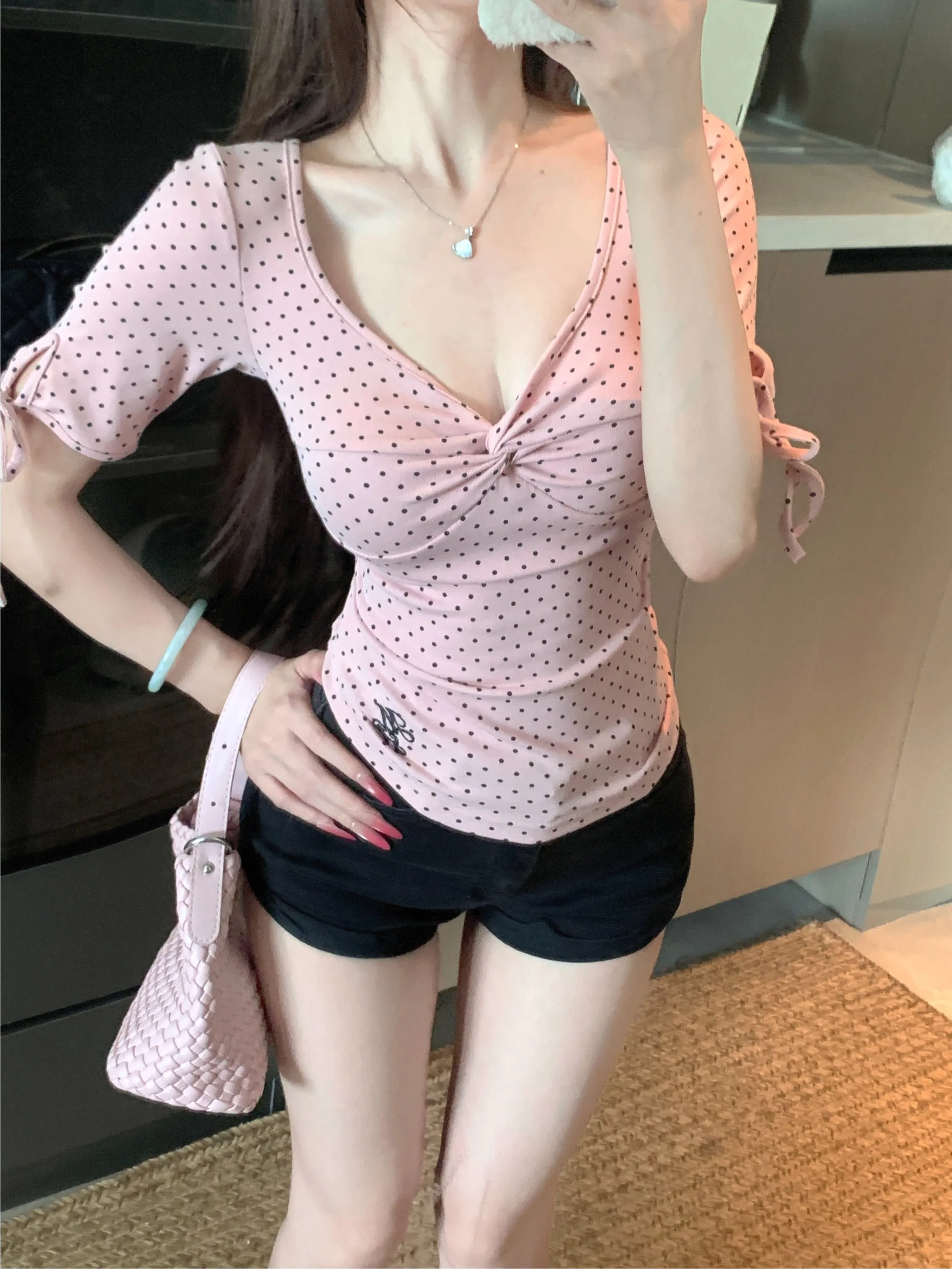plus Size Women's V-Neck Tie-Dye Short Sleeve T-Shirt Slimming Design Korean Style Commute Fashion Summer New Arrival
plus Size Women's V-Neck Tie-Dye Short Sleeve T-Shirt Slimming Design Korean Style Commute Fashion Summer New Arrival