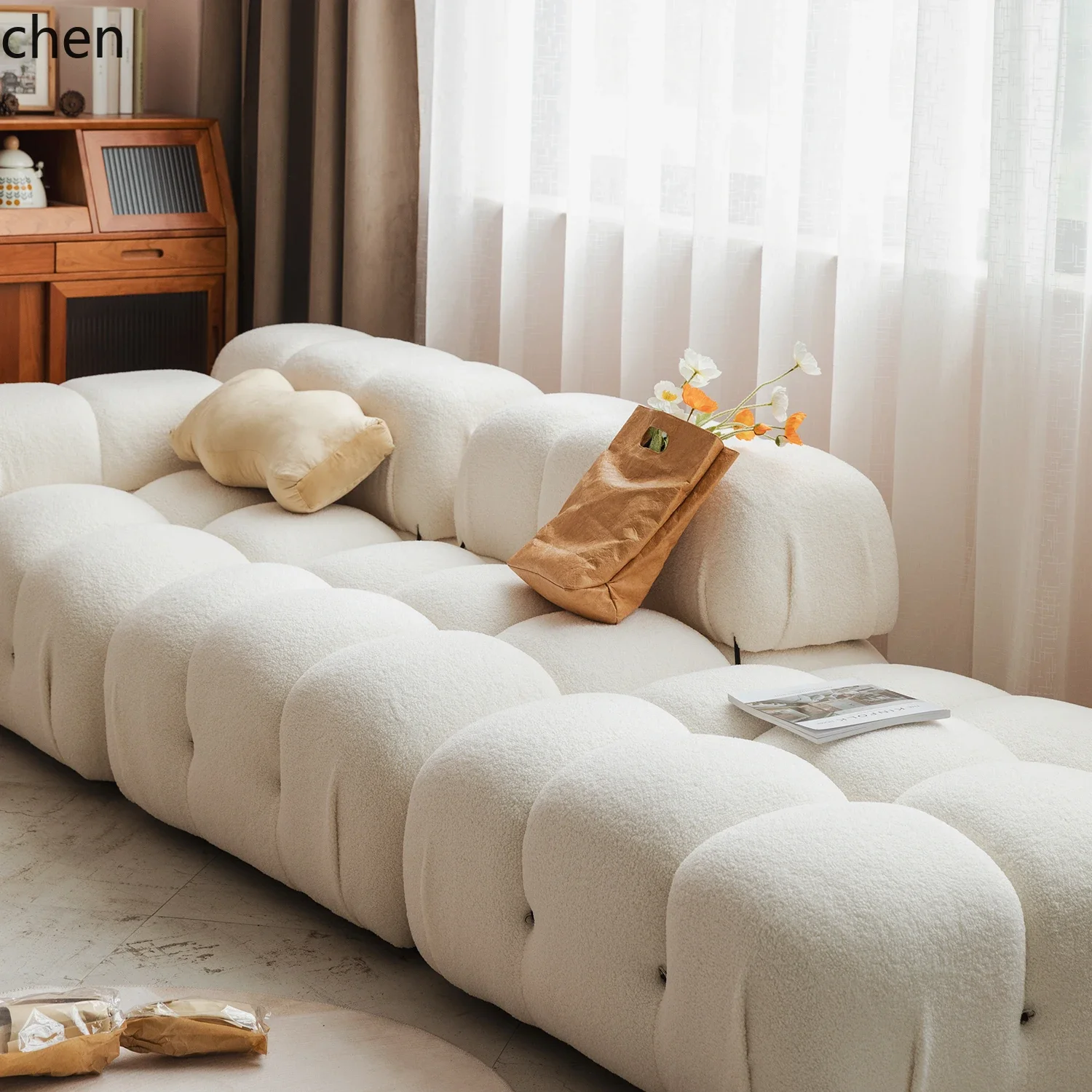 HYS white lamb wool tofu module floor-to-ceiling movable splicing lazy three-person fabric sofa
HYS white lamb wool tofu module floor-to-ceiling movable splicing lazy three-person fabric sofa
