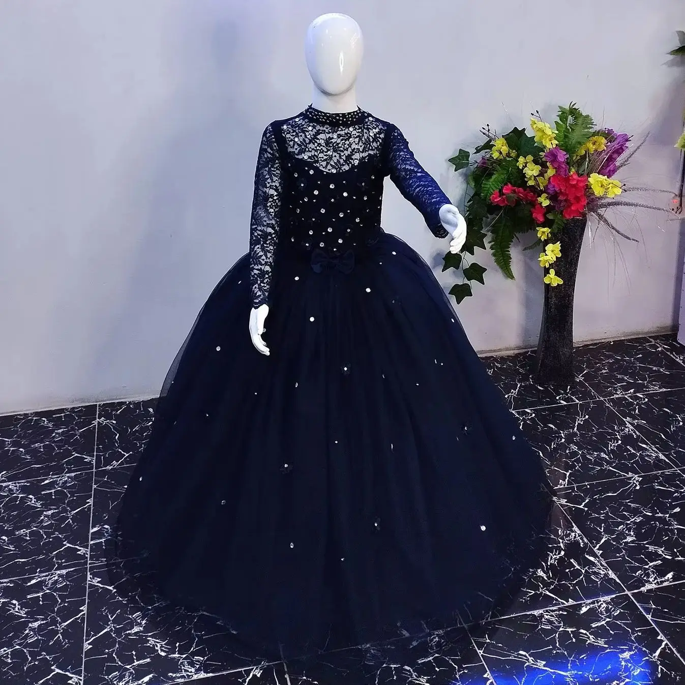 Black Girls Birthday Party Dresses Customized Beading Floral Flower Girl Dresses Kids Little Baby Ball Gowns for Wedding
Black Girls Birthday Party Dresses Customized Beading Floral Flower Girl Dresses Kids Little Baby Ball Gowns for Wedding