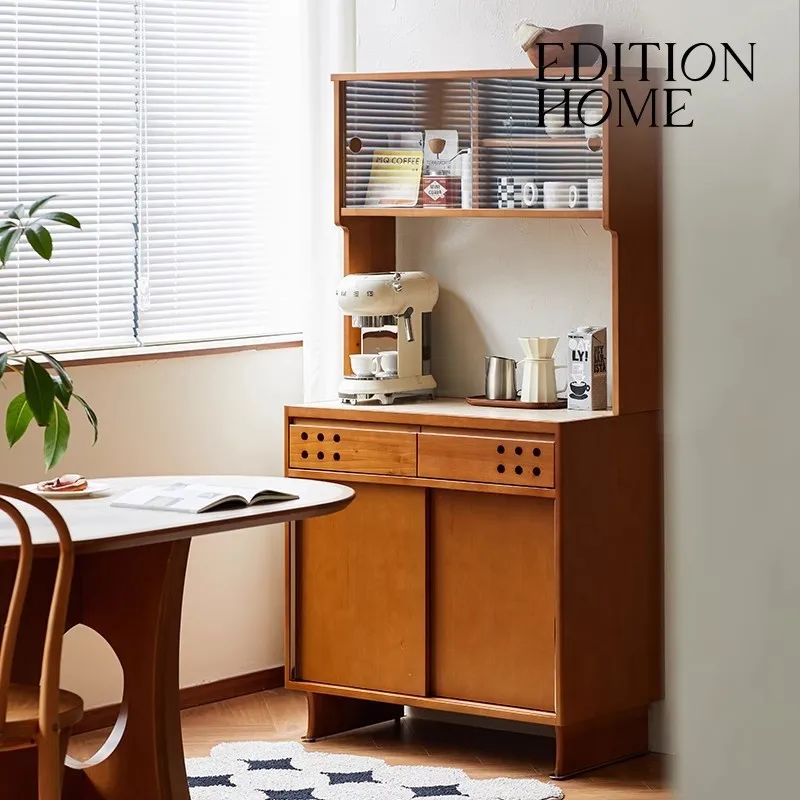 Тумба-буфет в ретро-стиле из массива дерева для небольшой квартиры, для хранения в столовой
Тумба-буфет в ретро-стиле из массива дерева для небольшой квартиры, для хранения в столовой