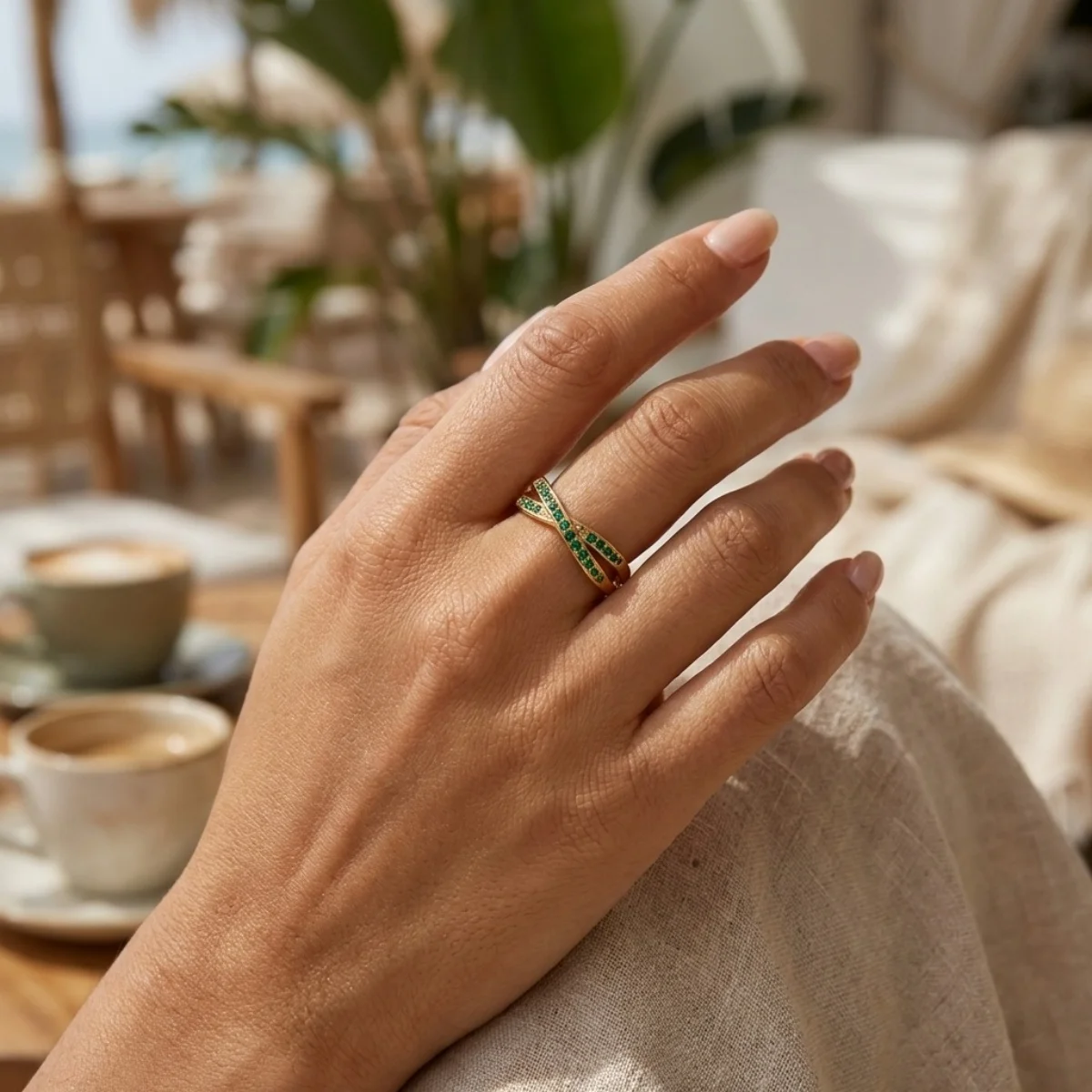 Simple Cross Twisted Brass Inlaid Green CZ Zircon Rings For Women Men Trendy Geometric Line Finger Ring Wedding Casual Jewelry
Simple Cross Twisted Brass Inlaid Green CZ Zircon Rings For Women Men Trendy Geometric Line Finger Ring Wedding Casual Jewelry