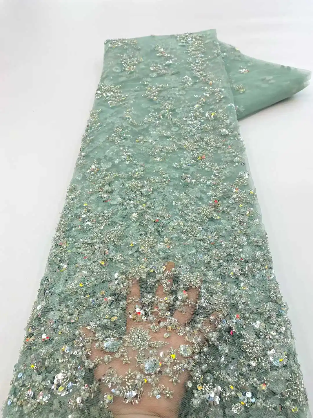 Tulle Lace Fabric With Beads Sequins Hot Sale New 2026 High End African Nigerian French Party for Bride Wedding Sewing Dresses
Tulle Lace Fabric With Beads Sequins Hot Sale New 2026 High End African Nigerian French Party for Bride Wedding Sewing Dresses