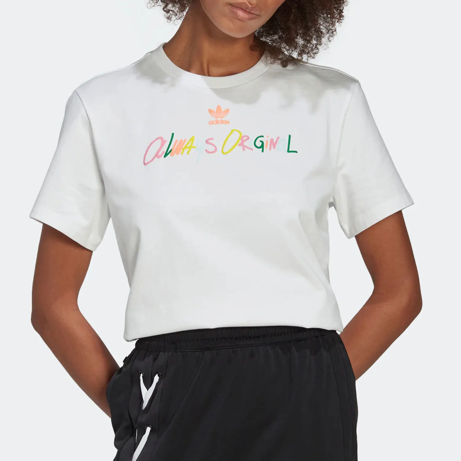 Оригинальная женская повседневная футболка с коротким рукавом Adidas New Summer HK5072
Оригинальная женская повседневная футболка с коротким рукавом Adidas New Summer HK5072