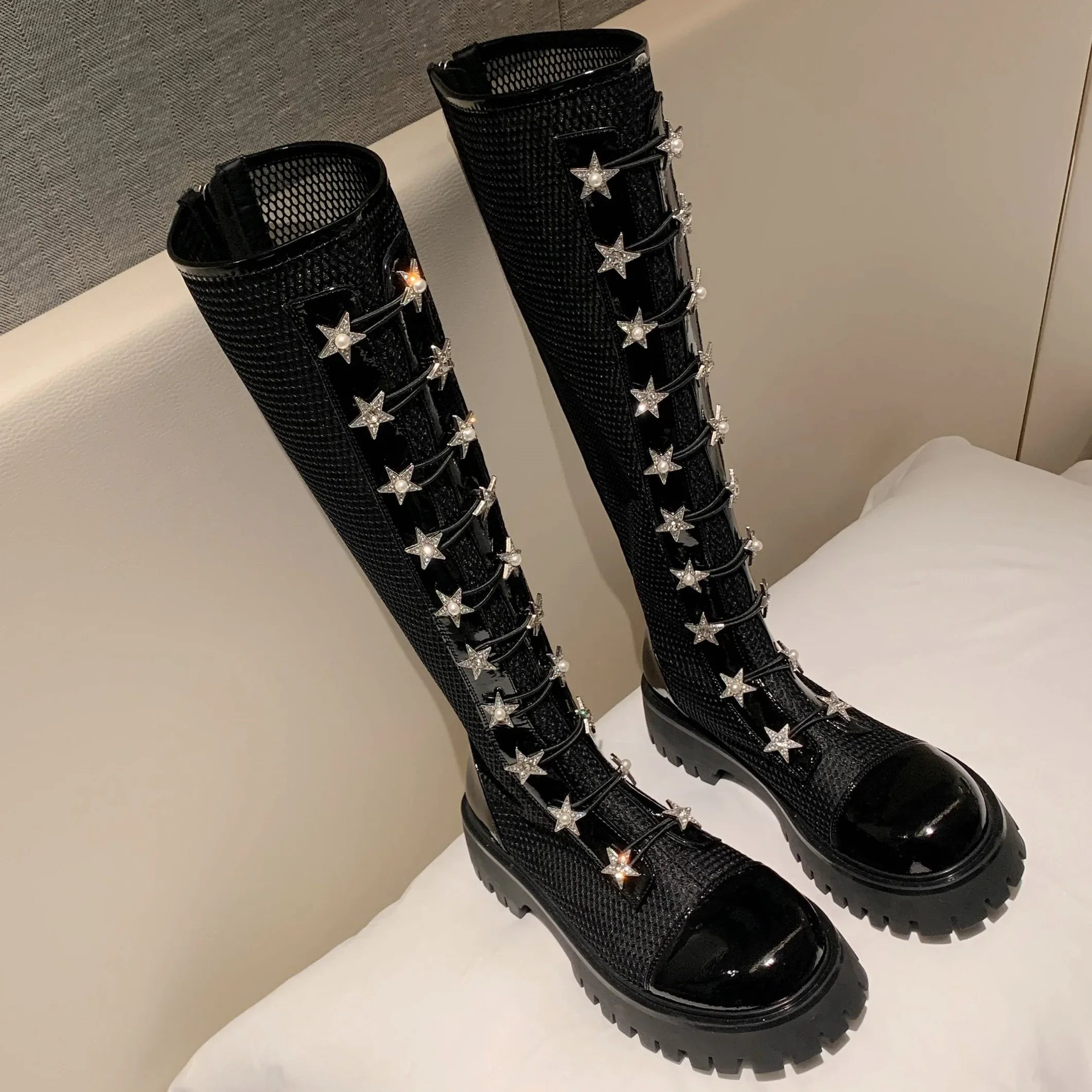 Luxury Sexy Water Diamond Star Long Barrel Mesh Boots With Genuine Leather Customized Matsutake Bottom To Enhance Show Slim
Luxury Sexy Water Diamond Star Long Barrel Mesh Boots With Genuine Leather Customized Matsutake Bottom To Enhance Show Slim