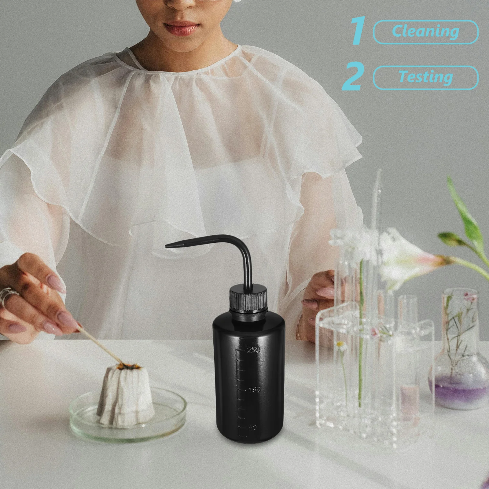 4Pcs Wash Bottle Bendable Nozzle 250ml Durable Plastic Graduated Washing Bottle for Laboratory Cleaning Water Flow Control
4Pcs Wash Bottle Bendable Nozzle 250ml Durable Plastic Graduated Washing Bottle for Laboratory Cleaning Water Flow Control