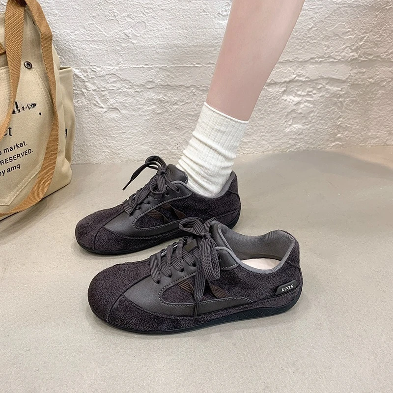 Женские универсальные легкие повседневные кроссовки на шнуровке с плоской подошвой в стиле ретро, 2026, новые весенние кроссовки
Женские универсальные легкие повседневные кроссовки на шнуровке с плоской подошвой в стиле ретро, 2026, новые весенние кроссовки