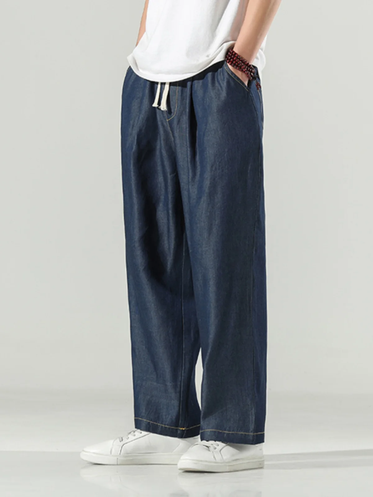 Мужские летние тонкие прямые джинсы, повседневные свободные брюки с широкими штанинами, модные брюки большого размера, длинные брюки в стиле «папиных» брюк
Мужские летние тонкие прямые джинсы, повседневные свободные брюки с широкими штанинами, модные брюки большого размера, длинные брюки в стиле «папиных» брюк