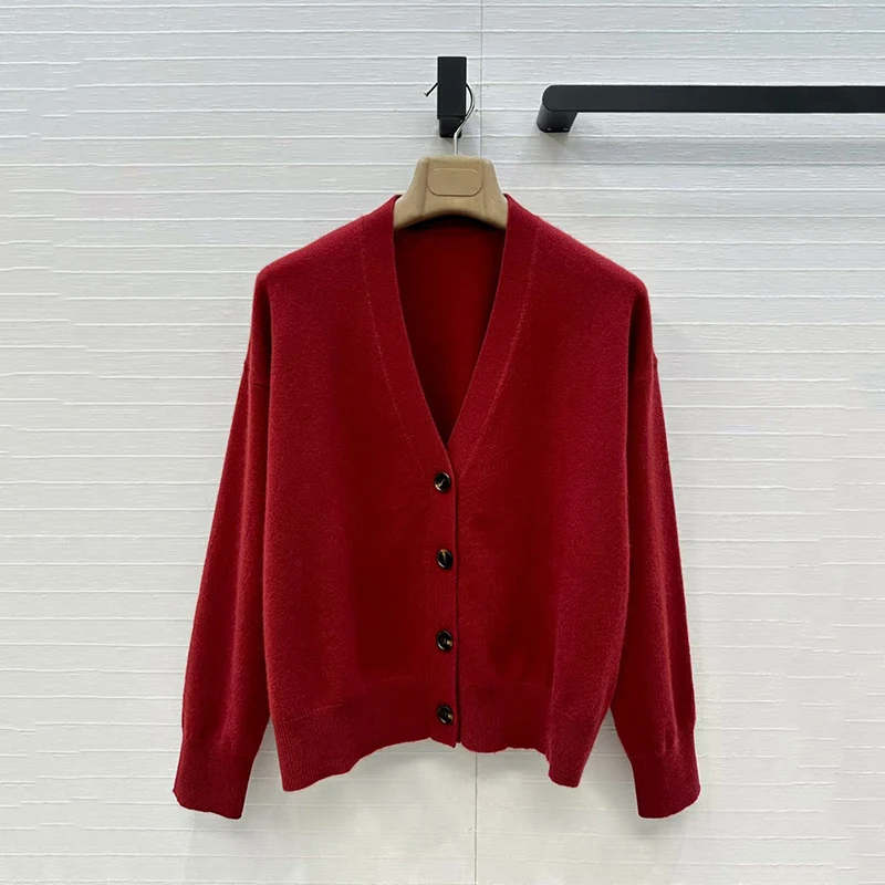 Women's V-neck cashmere knit cardigan, fashionable, simple, and casual pullover sweater, high-quality sweater, autumn, new style
Women's V-neck cashmere knit cardigan, fashionable, simple, and casual pullover sweater, high-quality sweater, autumn, new style