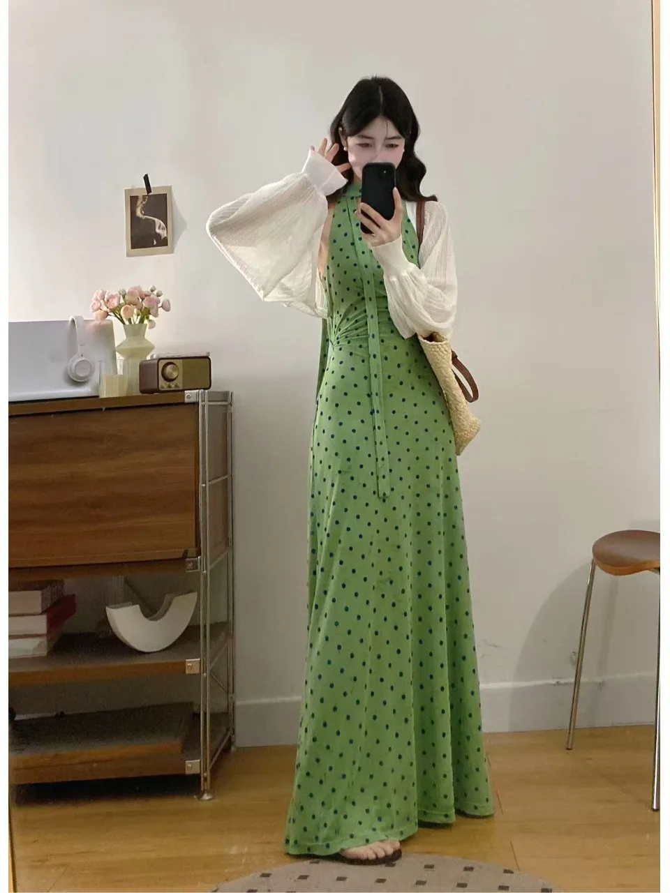 plus Size Polka Dot Dress Summer Loose Long Sleeve Sun Protection Waist Cinching Slimming Neck Hanging Long Dress Commute Style
plus Size Polka Dot Dress Summer Loose Long Sleeve Sun Protection Waist Cinching Slimming Neck Hanging Long Dress Commute Style
