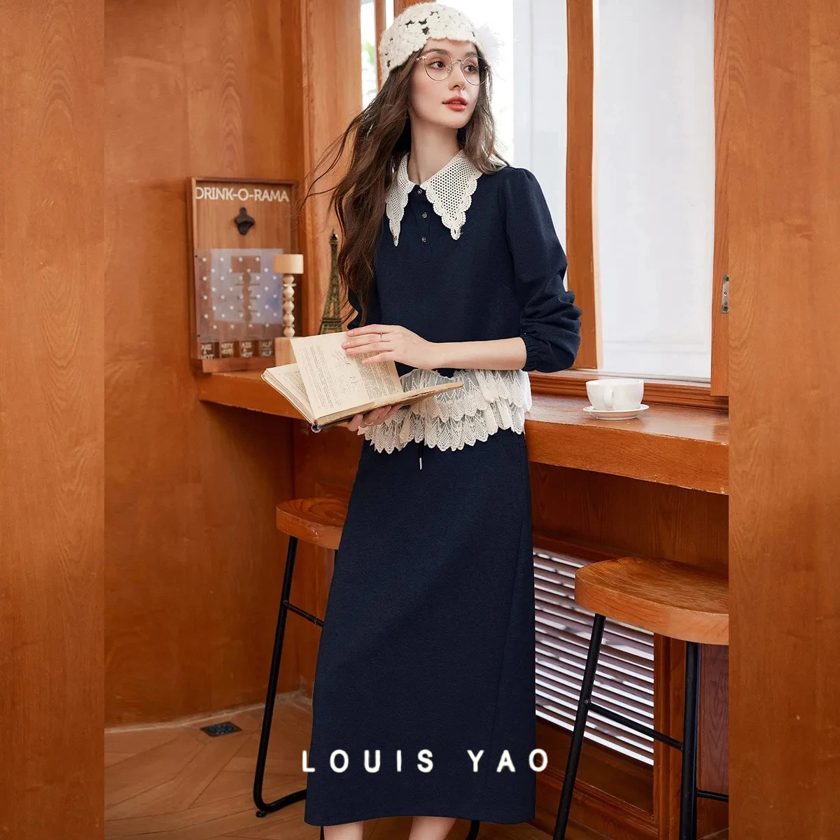 LOUIS YAO Color Contrast Splicing Lace Women Two Piece Set 2025 Autumn Micro Elastic Long Sleeve Top and Half Skirt Women's Set
LOUIS YAO Color Contrast Splicing Lace Women Two Piece Set 2025 Autumn Micro Elastic Long Sleeve Top and Half Skirt Women's Set