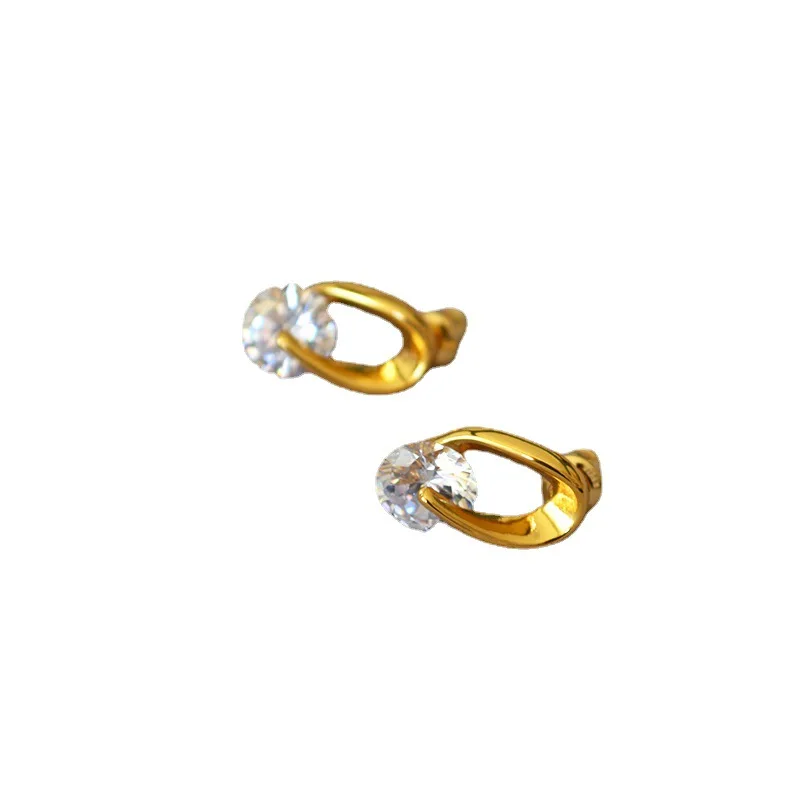 Japan and Korea fashion simple exquisite small personality shining zircon temperament stud earrings
Japan and Korea fashion simple exquisite small personality shining zircon temperament stud earrings