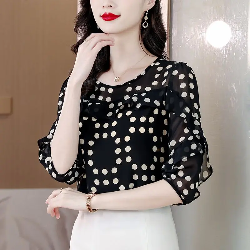 New Spring Summer Women's Polka Dot Top with Ruffle Sleeves Round Neckline in Chiffon
New Spring Summer Women's Polka Dot Top with Ruffle Sleeves Round Neckline in Chiffon
