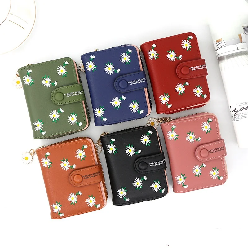 Women Wallets Small Embroidery Daisy Leather Purse Womens Ladies Card Bag for Women Clutch Women Female Purse Money Clip Wallet
Women Wallets Small Embroidery Daisy Leather Purse Womens Ladies Card Bag for Women Clutch Women Female Purse Money Clip Wallet
