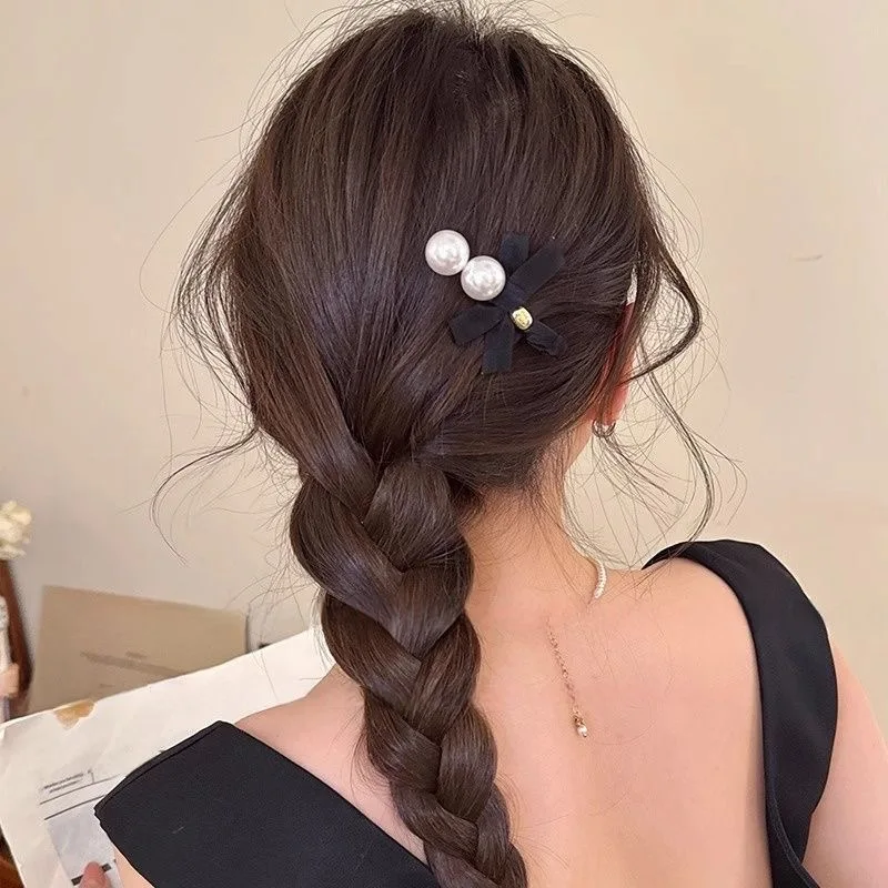 Японская изысканная заколка-уточка с жемчужным бантом для челки, универсальная, для женщин и девушек, аксессуар для укладки волос
Японская изысканная заколка-уточка с жемчужным бантом для челки, универсальная, для женщин и девушек, аксессуар для укладки волос